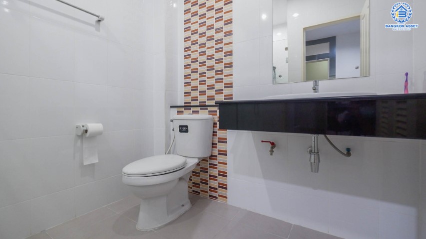 *****ทาวน์โฮมมือสอง ห้องมุม! ม.วิชั่นสมาร์ทไลฟ์ สถานีรถไฟฟ้าบางพลู-รัตนาธิเบศร์ 3 ชั้น เนื้อที่ 22.7 ตร.ว พร้อมฟังก์ชั่น 3 ห้องนอน 3 ห้องน้ำ 2 ที่จอดรถ บนพื้นที่ใช้สอย 135 ตร.ม. บ้านใหม่ สภาพดี แถมเฟอร์นิเจอร์ทั้งหลัง เข้าอยู่ได้ทันที การเดินทางสะดวกสบายเข้า-ออกได้หลายเส้นทาง ใกล้รถไฟฟ้าสาย สีม่วง "สถานีบางพลู"